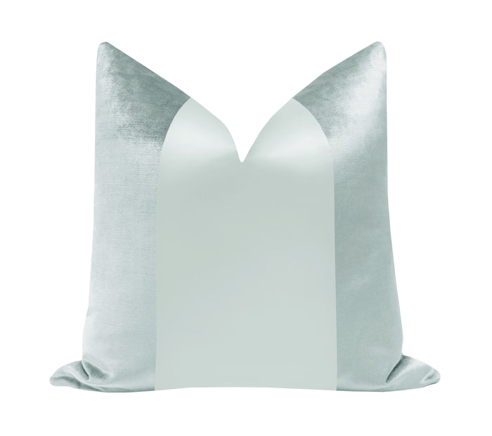 PILLOW // MONOCHROMATIC PANEL : FAUX SILK VELVET
