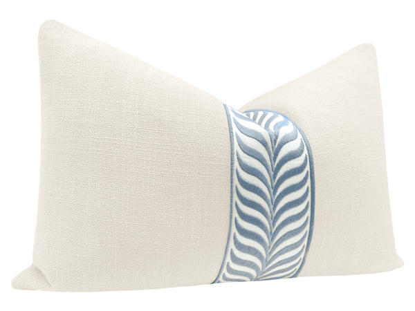 THE LITTLE LUMBAR :: SIGNATURE LINEN // BONE + TRELLIS TRIM // POWDER BLUE