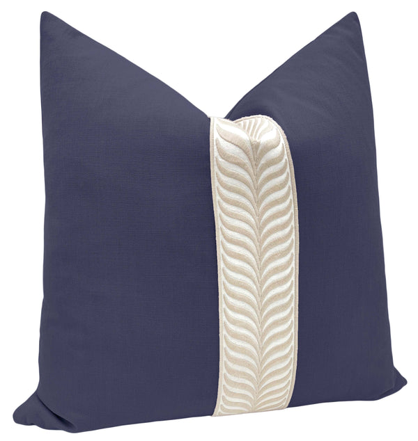 CLASSIC LINEN // NAVY BLUE + TRELLIS TRIM // NATURAL