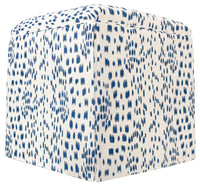 THE SKIRTED OTTOMAN :: LES TOUCHES