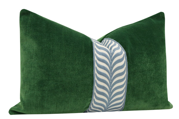 THE LITTLE LUMBAR :: STRIE VELVET // MALACHITE + TRELLIS TRIM // POWDER BLUE