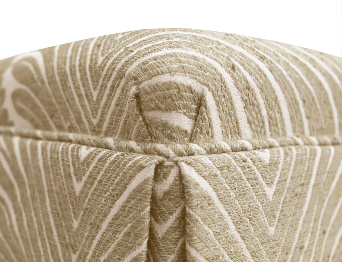 THE SKIRTED OTTOMAN :: MUSGROVE CHENILLE // NATURAL