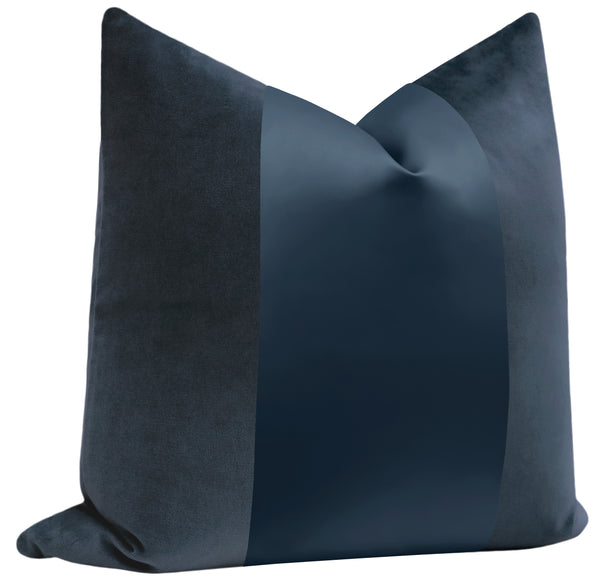 PANEL MONOCHROMATIC : SOCIETY VELVET // PRUSSIAN BLUE