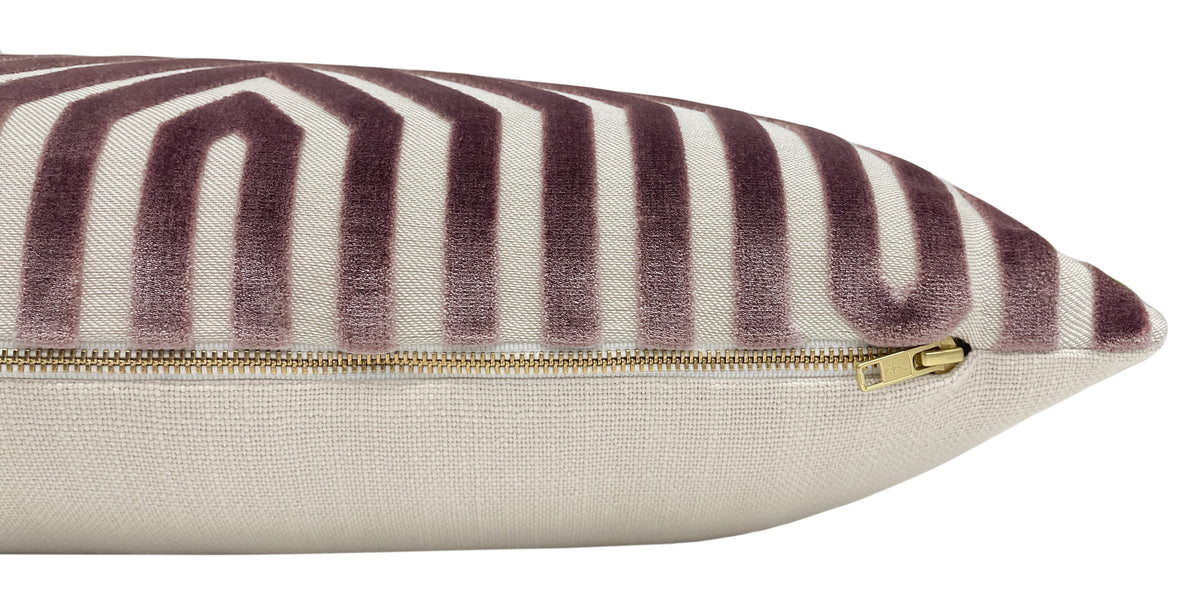 THE XL LUMBAR :: VANDERBILT VELVET // LILAC | SCHUMACHER