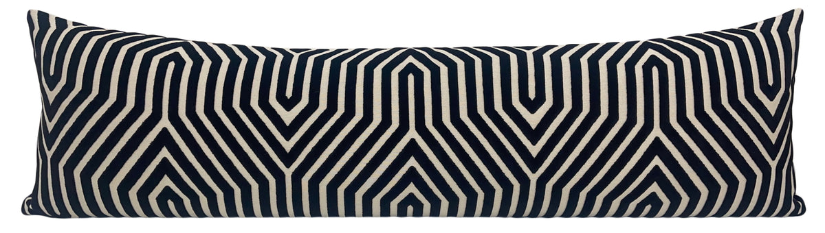 THE XL LUMBAR :: VANDERBILT VELVET // NOIR | SCHUMACHER