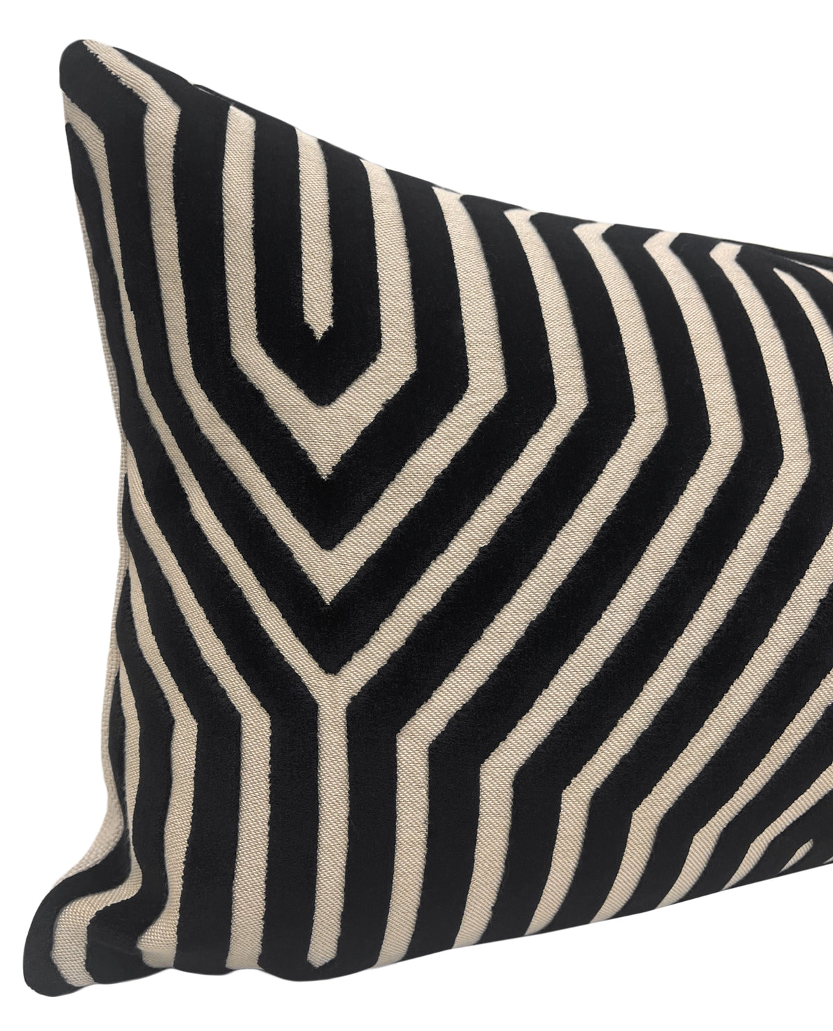 THE XL LUMBAR :: VANDERBILT VELVET // NOIR | SCHUMACHER