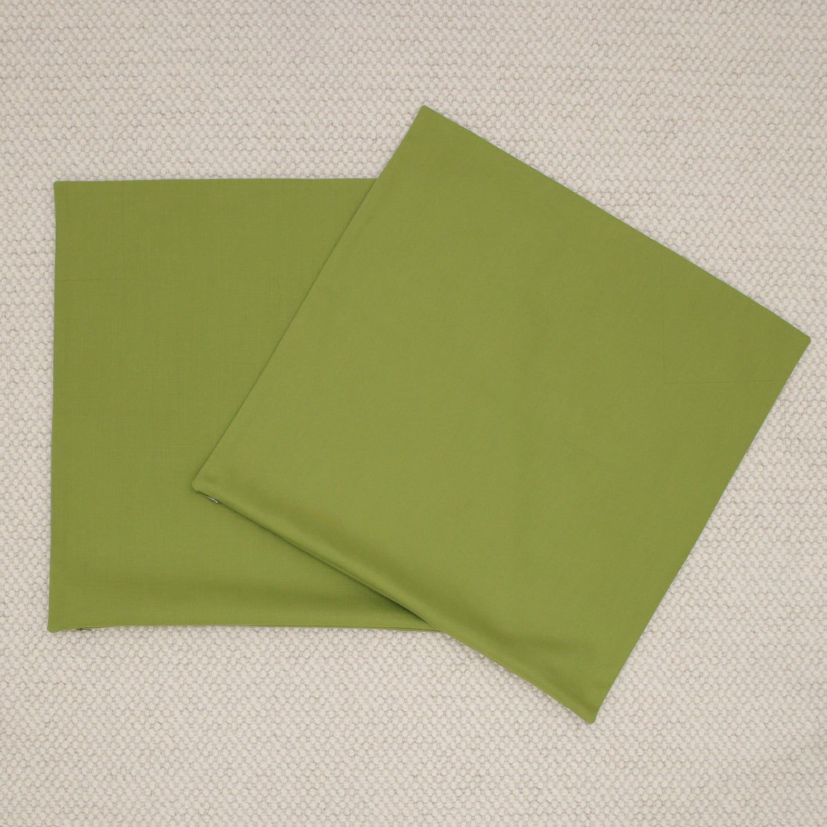 PAIR OF 22" CLASSIC LINEN // OLIVE