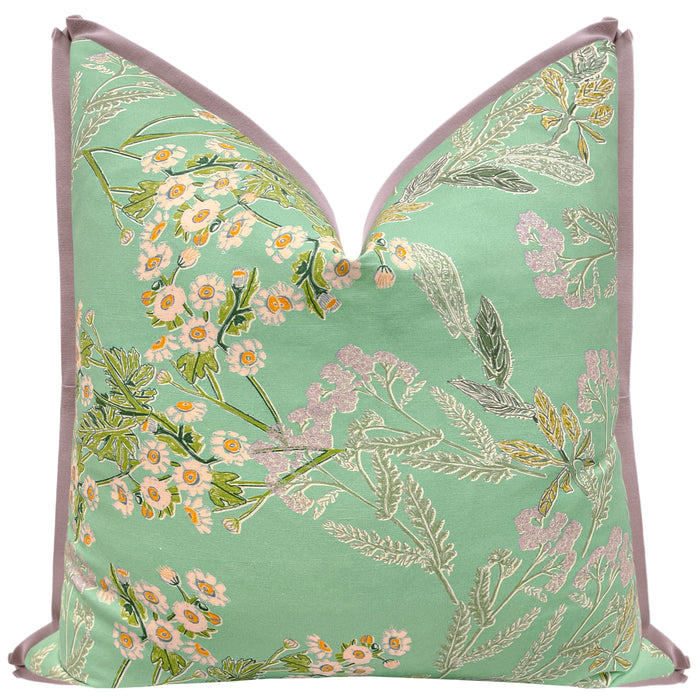 BETSY | LULIE WALLACE