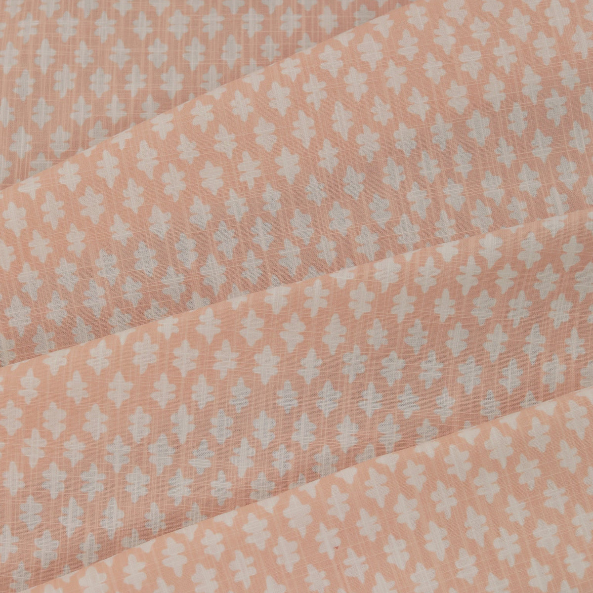 FABRIC BY THE YARD : TILLY PRINT