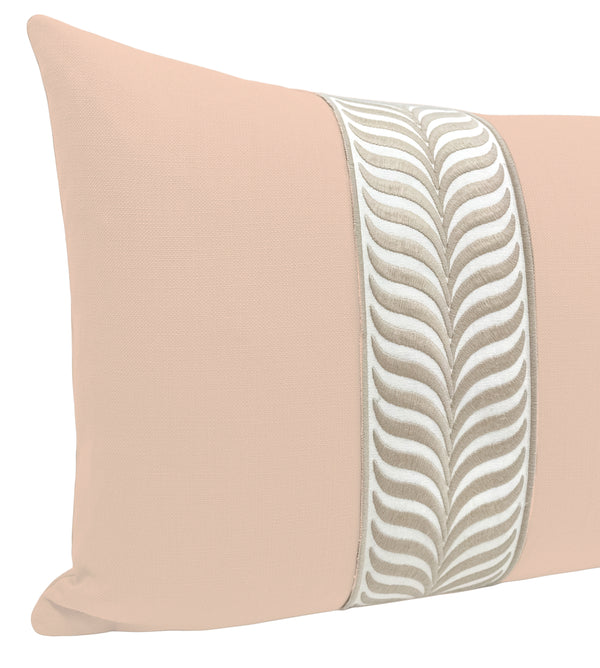THE XL LUMBAR :: CLASSIC LINEN // CAMEO + TRELLIS TRIM // NATURAL