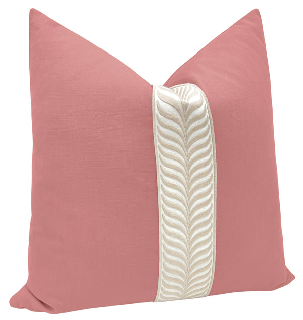 CLASSIC LINEN // CARNATION + TRELLIS TRIM // NATURAL