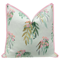 LARA | LULIE WALLACE