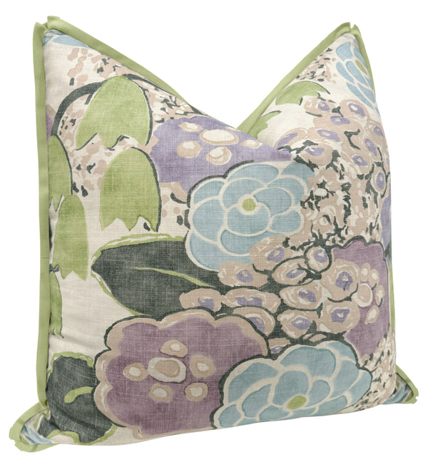 LAURA // LAVENDER AND GREEN | THIBAUT