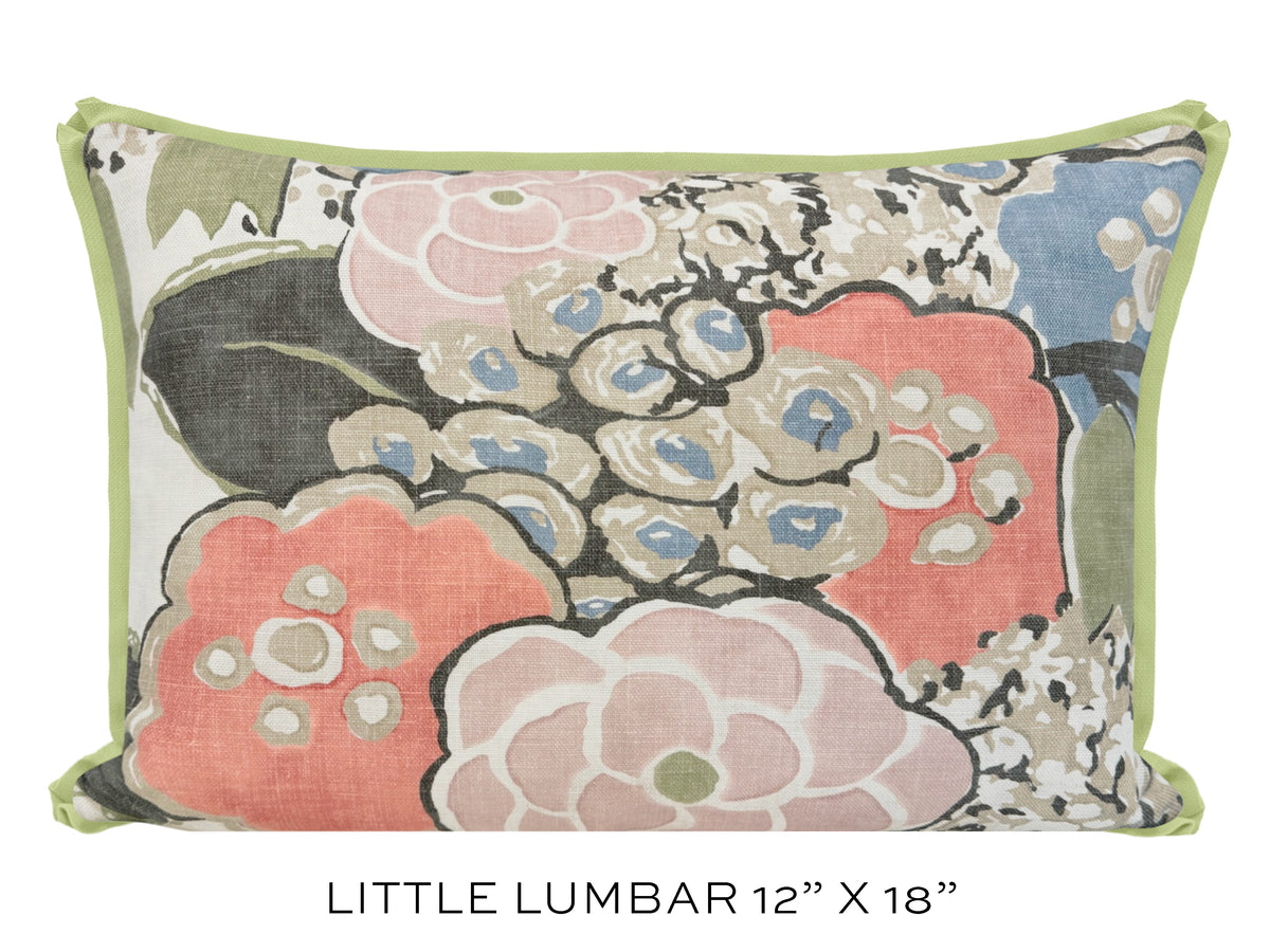 LAURA // BLUSH AND GREEN | THIBAUT