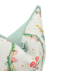 LUCY | LULIE WALLACE