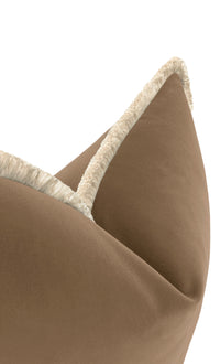 SIGNATURE VELVET // NUTMEG