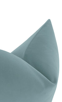 SIGNATURE VELVET // HYDRANGEA BLUE