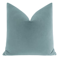 SIGNATURE VELVET // HYDRANGEA BLUE