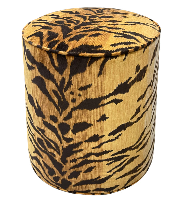 THE TIGHT ROUND OTTOMAN :: BENGAL VELVET // SAND