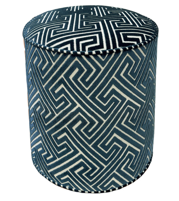 THE TIGHT ROUND OTTOMAN :: ROMAN CUT VELVET // NAVY BLUE