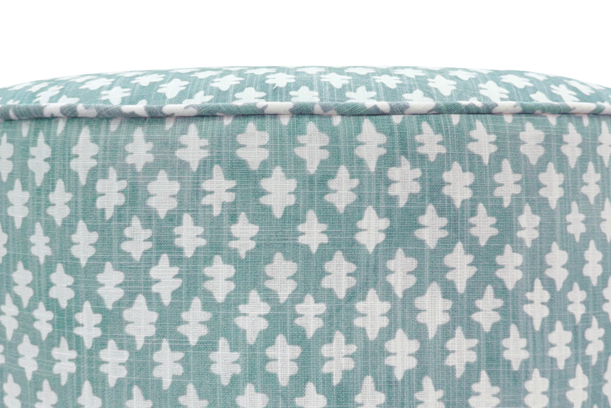 THE TIGHT ROUND OTTOMAN :: TILLY PRINT // SPA BLUE