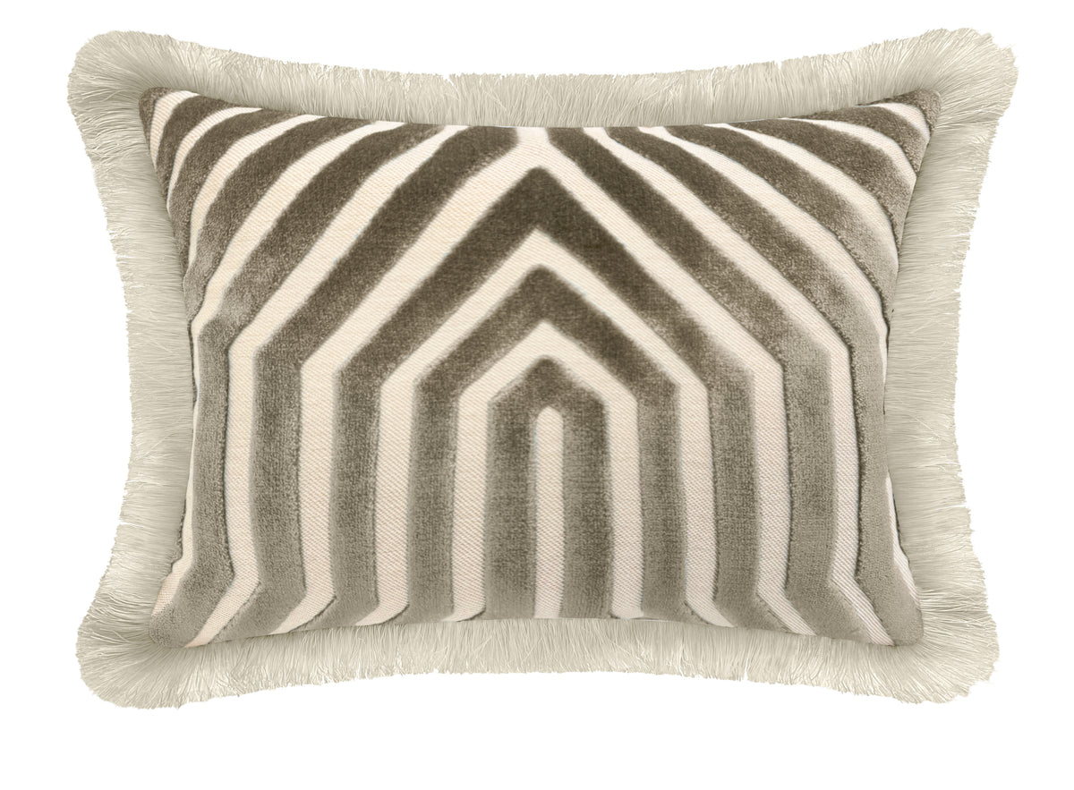 THE MINI :: VANDERBILT // DOVE + FRINGE | SCHUMACHER