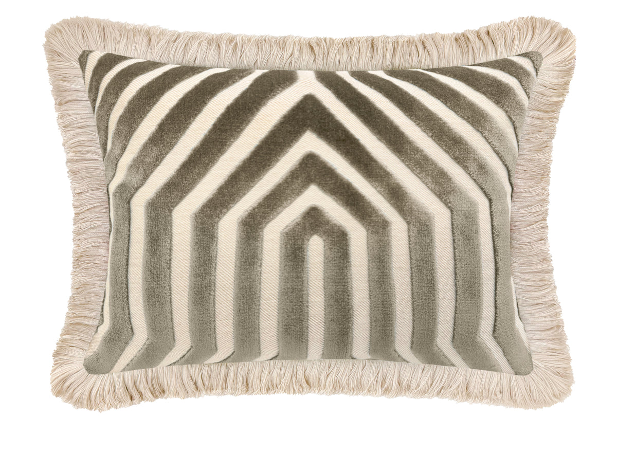 THE MINI :: VANDERBILT // DOVE + FRINGE | SCHUMACHER