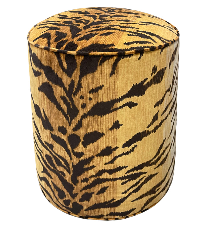 THE TIGHT ROUND OTTOMAN :: BENGAL VELVET // SAND